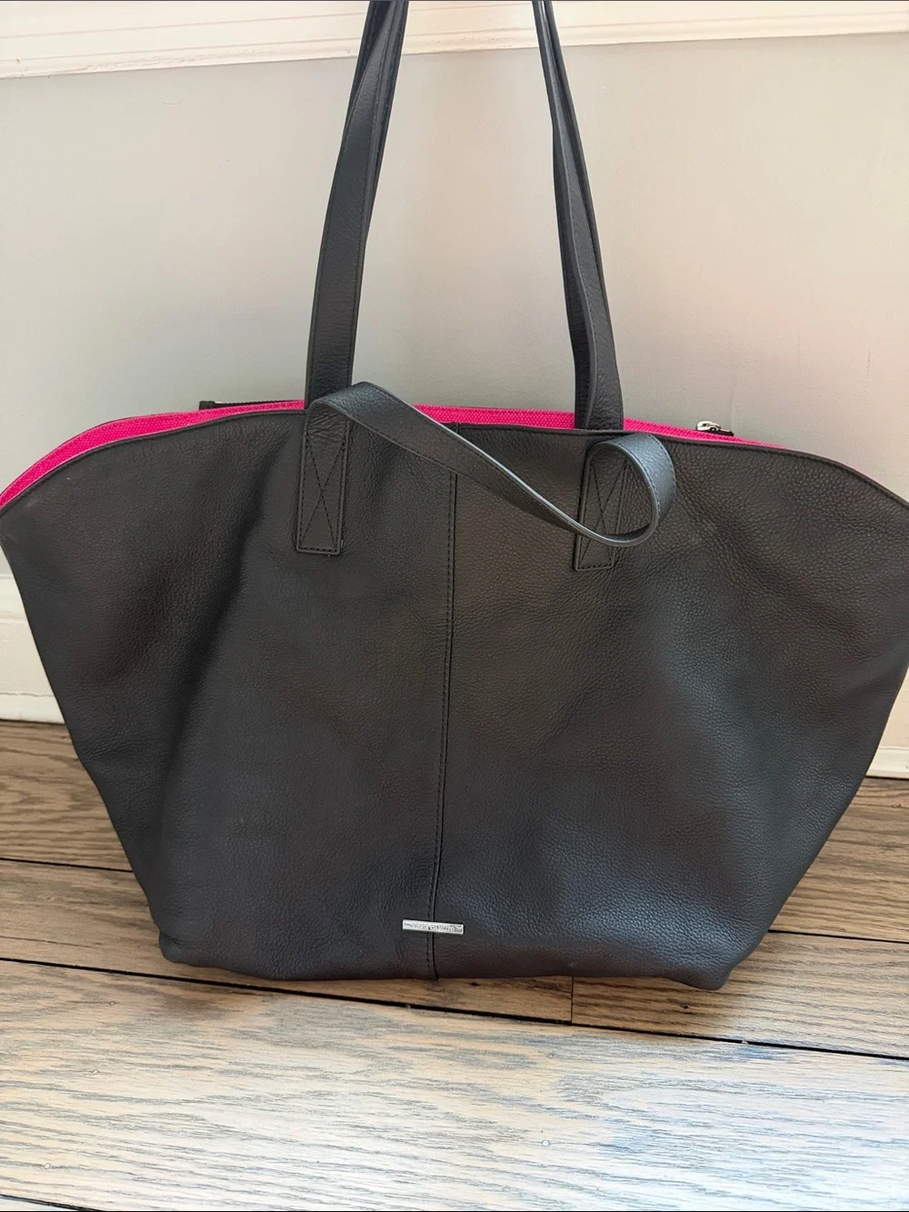 Vince Camuto only used